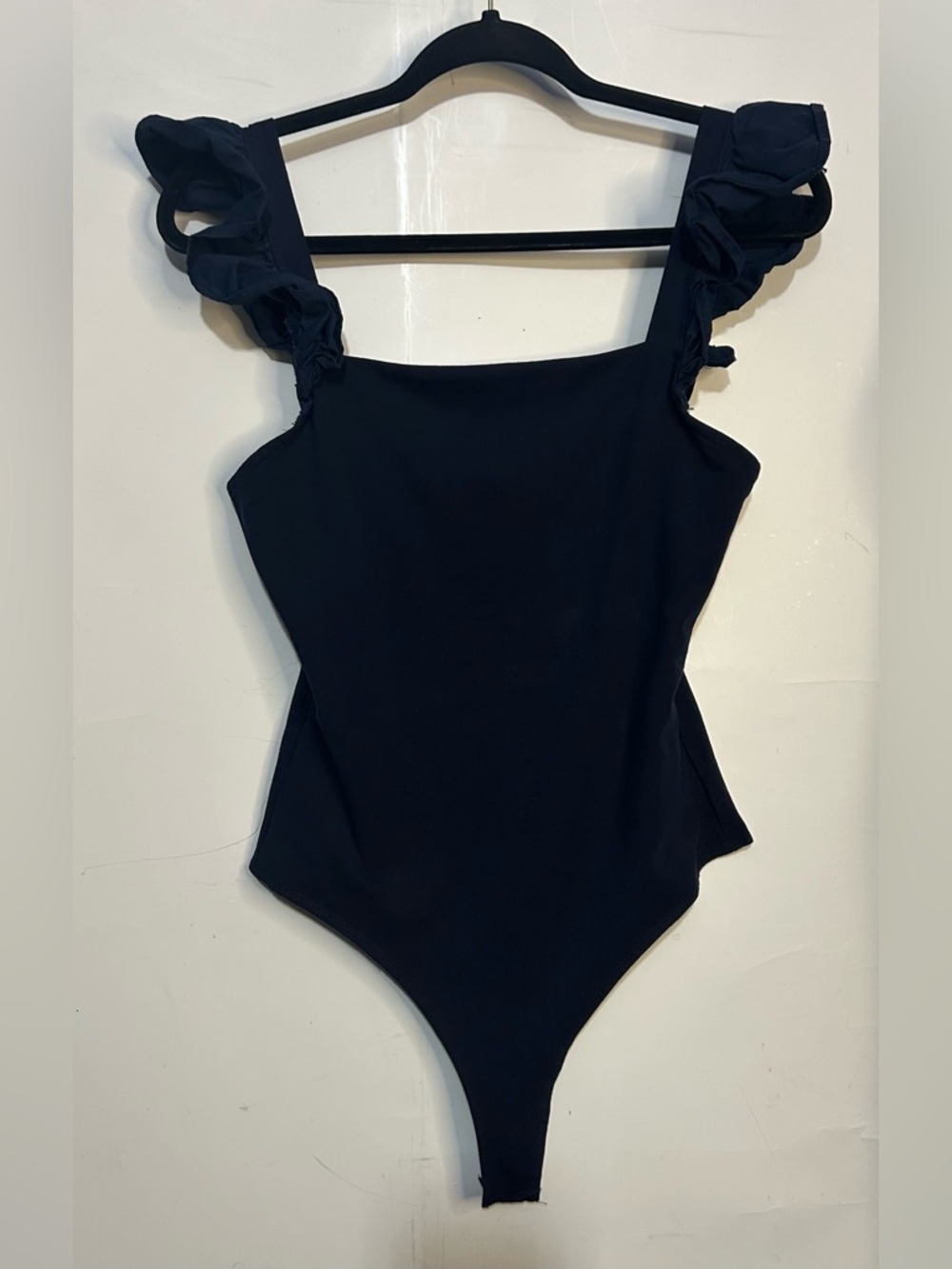 5 for $25🔥Rockin' C Navy Ruffled Shoulder‎ Bodysuit Medium